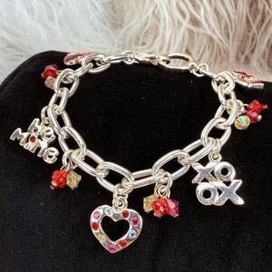 Silvertone and red charm Valentine, be mine heart small costume bracelet